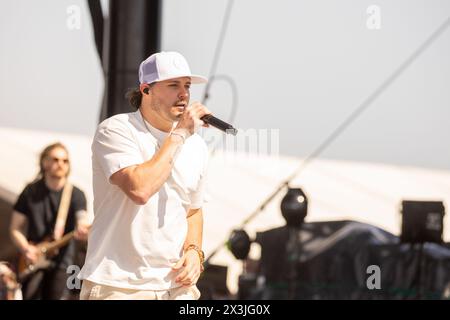 Indio, USA. April 2024. Josh Ross während des Stagecoach Music Festivals im Empire Polo Club am 26. April 2024 in Indio, Kalifornien (Foto: Daniel DeSlover/SIPA USA) Credit: SIPA USA/Alamy Live News Stockfoto