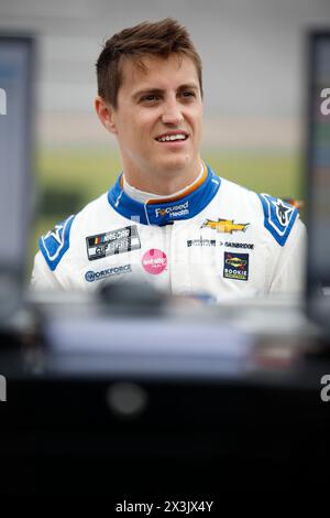 Zane Smith macht sich bereit, sich für die GEICO 500 in Lincoln, AL, USA zu qualifizieren. (Bild: © Stephen A. Arce Action Sports Photography/Cal Sport Media) Stockfoto