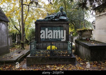 Paris, Frankreich, 11. November 2023. Das Grab des französischen Malers Theodore Gericault (Jean-Louis Andre Theodore Gericault, 1791–1824) in der 12. Abteilung des Friedhofs Pere-Lachaise. ©Isabella de Maddalena/opale.Photo Stockfoto