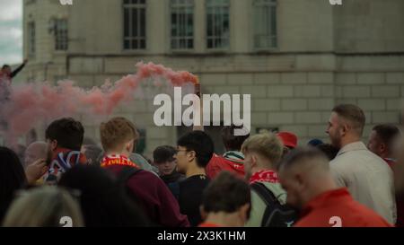 Wir feiern einen weiteren siegreichen Moment mit dem unglaublichen Liverpool Football Team. Stockfoto