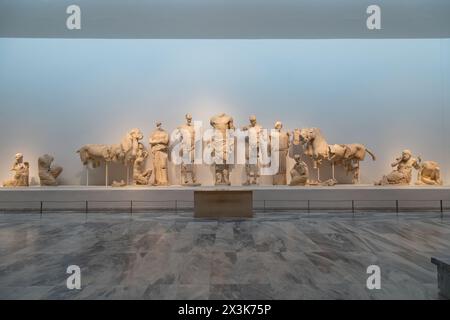Östlicher Giebel des Zeus-Tempels, Archäologisches Museum von Olympia, Griechenland. Stockfoto