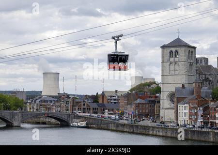 Huy, Belgien. April 2024. Dieses Bild zeigt die Seilbahn in Huy am Samstag, den 27. April 2024. BELGA FOTO NICOLAS MAETERLINCK Credit: Belga News Agency/Alamy Live News Stockfoto