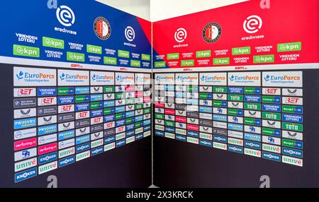 Interview-Ecke in der de Kuip Arena - dem offiziellen Spielplatz des FC Feyenoord Stockfoto