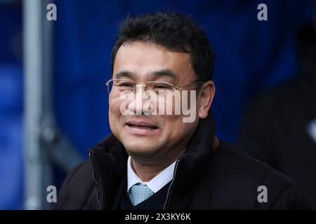 Sheffield, Großbritannien. April 2024. Dejphon Chansiri während des Sheffield Wednesday FC gegen West Bromwich Albion FC SKY Bet EFL Championship Match im Hillsborough Stadium, Sheffield, England, Großbritannien am 27. April 2024 Credit: Every Second Media/Alamy Live News Stockfoto