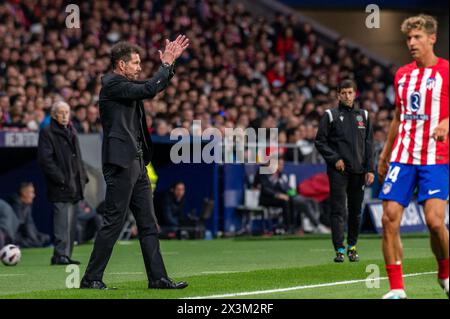 Madrid, Madrid, Spanien. April 2024. DIEGO PABLO SIMEONE. (Kreditbild: © Oscar Manuel Sanchez/ZUMA Press Wire) NUR REDAKTIONELLE VERWENDUNG! Nicht für kommerzielle ZWECKE! Quelle: ZUMA Press, Inc./Alamy Live News Stockfoto