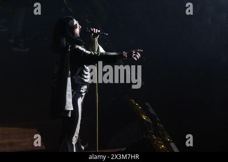 Newcastle, Großbritannien - Elvana, Elvis fronted Nirvana tritt am 27. April im O2 City Hall in Newcastle auf, am letzten Abend ihrer UK-Tour. Foto: Jill O'Donnell/Alamy Live News Stockfoto