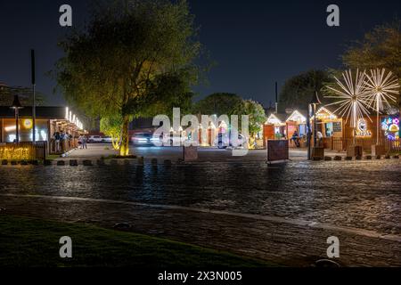 Katara Kulturdorf Fahrt durch Food Street Stockfoto