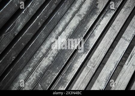 Alte hölzerne Sitzbank in Nahaufnahme Stockfoto