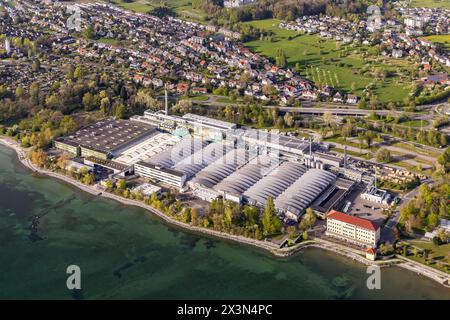 Rolls-Royce Solutions Werk 2. Flug im Zeppelin über den Bodensee, bei Friedrichshafen. // 14.04.2024: Friedrichshafen, Baden-Württemberg, Deutschland, Stockfoto