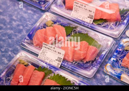 Japanischer Premium-Thunfisch auf einem Lebensmittelmarkt in Osaka in Japan. Stockfoto