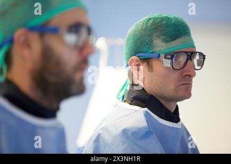 Angioplastie, Stenting in Koronararterien, Hämodynamik, OP, Chirurgie, Krankenhaus Donostia, San Sebastian, Gipuzkoa, Baskenland, Spanien Stockfoto