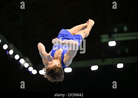 Rimini, Italien. April 2024. Tommaso Brugnami (ITA) Floor während der europäischen Meisterschaft im Kunstturnen - Männer, Turnen in Rimini, Italien, 28. April 2024 Credit: Independent Photo Agency/Alamy Live News Stockfoto