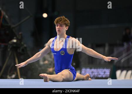 Rimini, Italien. April 2024. Tommaso Brugnami (ITA) Floor während der europäischen Meisterschaft im Kunstturnen - Männer, Turnen in Rimini, Italien, 28. April 2024 Credit: Independent Photo Agency/Alamy Live News Stockfoto