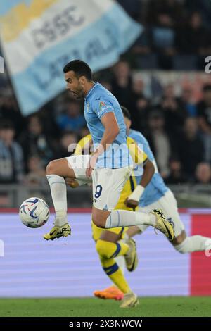 Roma, Italien. April 2024. Lazios Pedro während des Serie A Tim Fußballspiels zwischen Lazio und Hellas Verona im Olympiastadion Roms, Italien - Samstag, 27. April 2024 - Sport Soccer ( Foto: Alfredo Falcone/LaPresse ) Credit: LaPresse/Alamy Live News Stockfoto