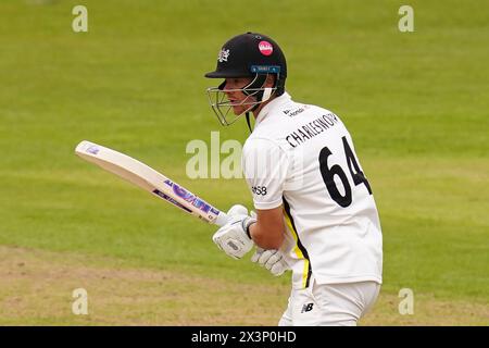Bristol, Großbritannien, 28. April 2024. Ben Charlesworth aus Gloucestershire spielte im Spiel der Vitality County Championship Division 2 zwischen Gloucestershire und Middlesex. Quelle: Robbie Stephenson/Gloucestershire Cricket/Alamy Live News Stockfoto