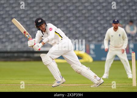Bristol, Großbritannien, 28. April 2024. Dominic Goodman in Gloucestershire spielte im Spiel der Vitality County Championship Division 2 zwischen Gloucestershire und Middlesex. Quelle: Robbie Stephenson/Gloucestershire Cricket/Alamy Live News Stockfoto