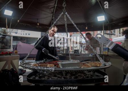 USA. April 2024. 8 Avenue Street Fair. (Foto: Erik McGregor/SIPA USA) Credit: SIPA USA/Alamy Live News Stockfoto