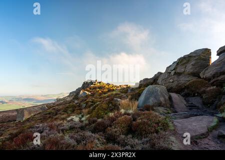 Sonnenaufgang im Staffordshire Peak District National Park, England, Großbritannien. Stockfoto