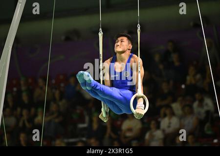 Rimini, Italien. April 2024. Lorenzo Casali (ITA) Ringe während der künstlerischen Turn-Europameisterschaft - Männer, Turnen in Rimini, Italien, 28. April 2024 Credit: Independent Photo Agency/Alamy Live News Stockfoto