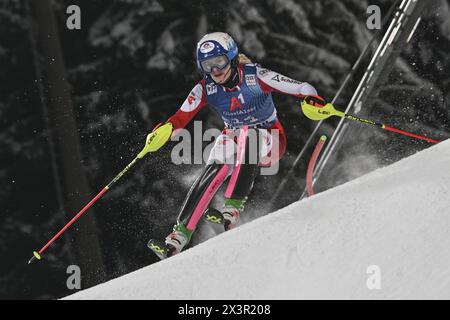 Flachau, Österreich. Januar 2024. FLACHAU, ÖSTERREICH - 16. JANUAR: Katharina Truppe aus Österreich beim ersten Lauf des Audi FIS Alpine Ski World Cup Frauen Slalom am 16. Januar 2024 in Flachau, Österreich. 240116 SEPA 26 028 - 20240116 PD21665 Credit: APA-PictureDesk/Alamy Live News Stockfoto