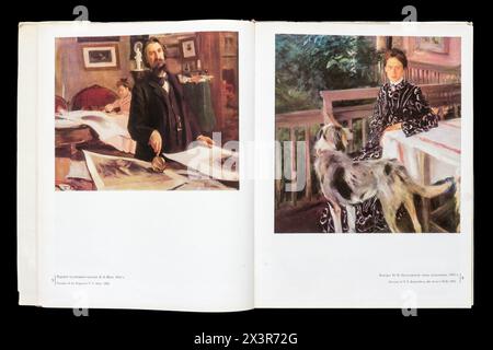 Kunstalbum von Boris Michailowitsch Kustodiew (russisch Борис Михайлович Кустодиев; 7. März 1878–28. Mai 1927) war ein russischer und später sowjetischer Maler und Bühnenbildner, der 1971 in der UdSSR erschien. Stockfoto