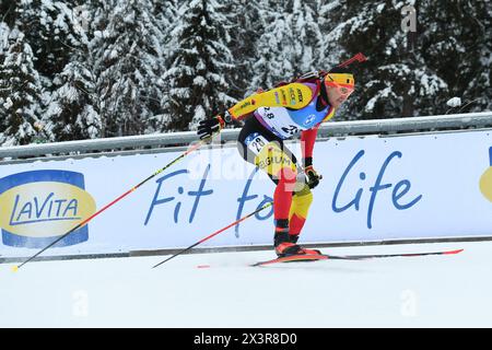 Ruhpolding, Deutschland. Januar 2024. RUHPOLDING, DEUTSCHLAND - 14. JANUAR: Florent Claude von Belgien tritt beim 12,5 km langen Rennen der Männer beim BMW IBU World Cup Biathlon Ruhpolding am 14. Januar 2024 in Ruhpolding an.240114 SEPA 24 116 - 20240114 PD30128 Credit: APA-PictureDesk/Alamy Live News Stockfoto