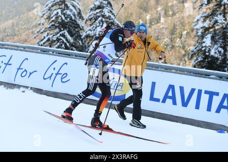 Ruhpolding, Deutschland. Januar 2024. RUHPOLDING, DEUTSCHLAND - 14. JANUAR: Justus Strelow aus Deutschland tritt 12,5 beim BMW IBU World Cup Biathlon Ruhpolding am 14. Januar 2024 in Ruhpolding an.240114 SEPA 24 078 - 20240114 PD30166 Credit: APA-PictureDesk/Alamy Live News Stockfoto