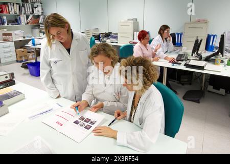 Medizinischen Fachtagung, klinischen Tagung, Büro, Krankenhaus Donostia, San Sebastian, Gipuzkoa, Baskisches Land, Spanien Stockfoto