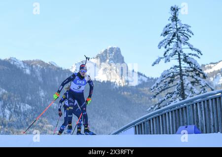 Ruhpolding, Deutschland. Januar 2024. RUHPOLDING, DEUTSCHLAND - 14. JANUAR: Lisa Vittozzi aus Italien tritt am 14. Januar 2024 in Ruhpolding bei der 10 km langen Damenjagd beim BMW IBU World Cup Biathlon in Ruhpolding an.240114 SEPA 24 022 - 20240114 PD30252 Credit: APA-PictureDesk/Alamy Live News Stockfoto