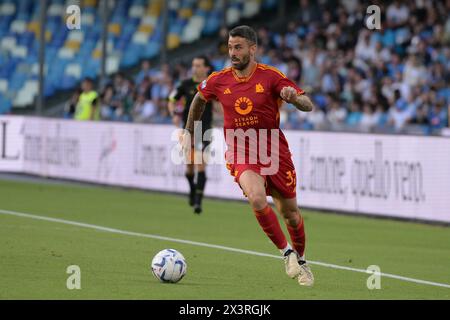 Neapel, Italien. 28. April 2024, Stadio Diego Armando Maradona, Neapel, Italien; Fußball der Serie A; Neapel gegen Roma; Leonardo Spinazzola von AS Roma Credit: Action Plus Sports Images/Alamy Live News Stockfoto