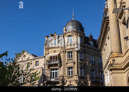 Devant la médiathèque Stockfoto