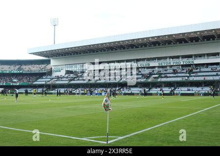 Curitiba, Parana, Brasilien. April 2024. CURITIBA (PR)28.04.2024-FUSSBALL/CAMPEONATO/BRASILEIRAO- Spiel zwischen Coritiba und Brusque, gültig für die brasilianische Meisterschaft 2024, die in der Stadt Curitiba stattfand, am Sonntag, 28. (Kreditbild: © Edson de Souza/TheNEWS2 via ZUMA Press Wire) NUR REDAKTIONELLE VERWENDUNG! Nicht für kommerzielle ZWECKE! Stockfoto