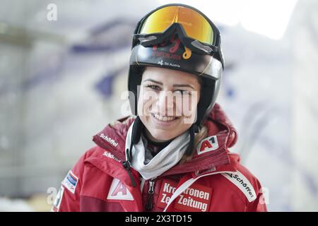 Zauchensee, Salzburg. Januar 2024. ZAUCHENSEE, SALZBURG - 12. JANUAR: Nadine fest Österreich beim Audi FIS Ski World Cup Damen Super-G (St. Moritz) Zauchensee am 12. Januar 2024 in Zauchensee, Salzburg.240112 SEPA 12 016 - 20240112 PD23034 Credit: APA-PictureDesk/Alamy Live News Stockfoto