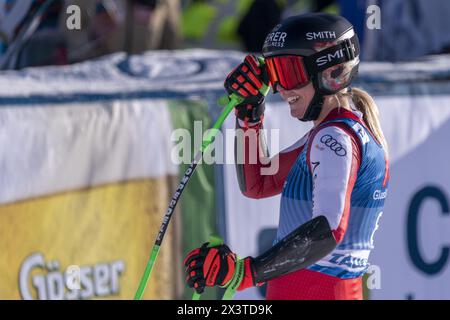 Zauchensee, Salzburg. Januar 2024. ZAUCHENSEE, SALZBURG - 12. JANUAR: Cornelia Huetter aus Österreich beim Audi FIS Ski World Cup Damen Super-G (St. Moritz) Zauchensee am 12. Januar 2024 in Zauchensee, Salzburg.240112 SEPA 12 003 - 20240112 PD23048 Credit: APA-PictureDesk/Alamy Live News Stockfoto