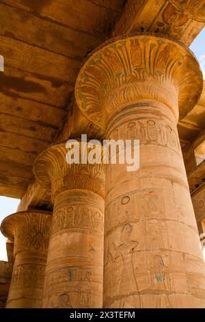 Colunms, Hypostilhalle, Ramesseum, Gedenktempel des Pharao Ramesses II, Antike Theben, UNESCO-Weltkulturerbe, Luxor, Ägypten Stockfoto