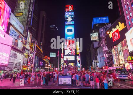 Times Square bei Nacht New York City Stockfoto