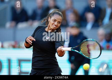 Robin Montgomery vereint Staaten in Aktion gegen Aryna Sabalenka von Belarus während der Mutua Madrid Open 2024, ATP Masters 1000 und WTA 1000, Tennis-Turnier am 28. April 2024 in Caja Magica in Madrid Stockfoto