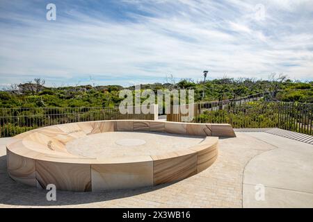 North Head Manly, Yiningma Lookout auf der Fairfax Track bietet einen Blick über Sydney und über die Tasmansee, die für Walbeobachtungen beliebt ist, Sydney, Australien Stockfoto