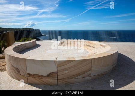 North Head Manly, Yiningma Lookout auf der Fairfax Track bietet einen Blick über Sydney und über die Tasmansee, die für Walbeobachtungen beliebt ist, Sydney, Australien Stockfoto