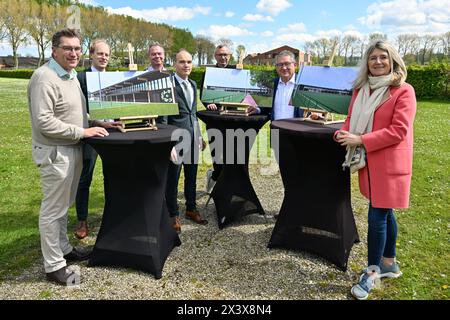 Brügge, Belgien. April 2024. Illustration der neuen Pläne während einer Pressekonferenz des Cercle Brugge, um Pläne für den Bau eines neuen hochmodernen Trainingszentrums und -Komplexes am 29. April 2024 in Brügge, Belgien, bekannt zu geben. (Foto: David Catry/Isosport) Credit: Sportpix/Alamy Live News Stockfoto