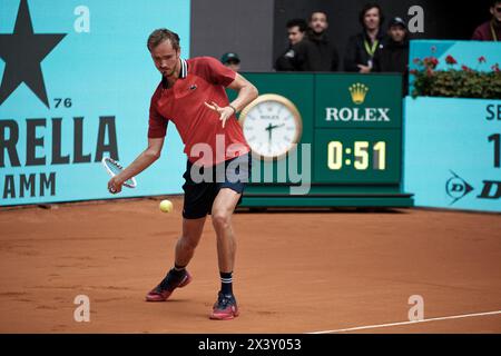 Madrid, Spanien. April 2024. Tennis ATP: Mutua Madrid Open Tennis Daniil Medwedev V Sebastian Korda (USA). Daniil Medwedew. Quelle: EnriquePSans/Alamy Live News Stockfoto