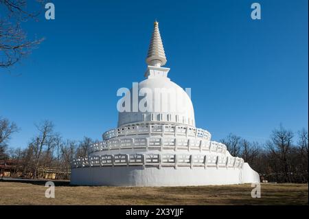 Peace Stupa in Zalaszántó, Bezirk Keszthely, Kreis Zala, Region Westtransdanubien, Ungarn Stockfoto