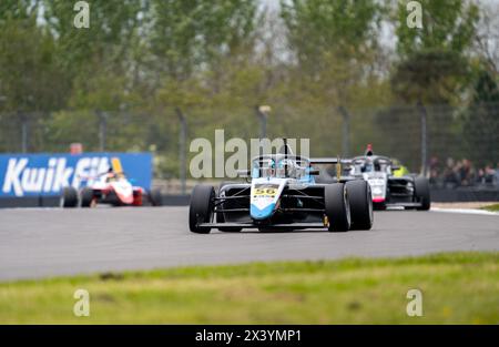 Yuanpu CUI 56 Phinsys by Argenti Qualifying Donington Park im Donington Park, Derby, England am 27. April 2024. Foto von Chris Williams. Redaktionelle Verwendung Stockfoto