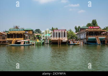 Hausboot Leben auf Dal Lake, Srinagar, Kaschmir, Indien Stockfoto