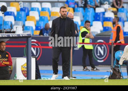 Neapel, Italien. April 2024. Daniele de Rossi Cheftrainer der AS Roma während des Spiels der Serie A zwischen SSC Neapel und AS Roma im Stadio Diego Armando Maradona Neapel Italien am 28. April 2024. Franco Romano/Alamy Live News Stockfoto