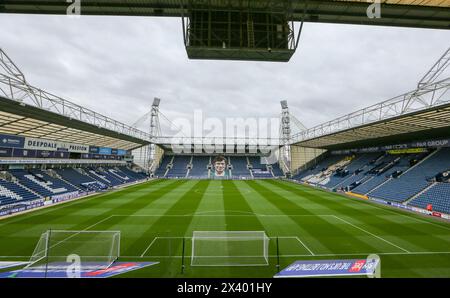 Preston, Großbritannien. April 2024. Blick auf das Stadion während des Spiels Preston North End FC gegen Leicester City FC SKY Bet EFL Championship in Deepdale, Preston, England, Großbritannien am 29. April 2024 Credit: Every Second Media/Alamy Live News Stockfoto