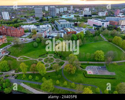 Bildaufnahme des Peel Parks in Salford UK und River Irwell Stockfoto