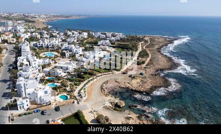 Luftaufnahme der Küste von Chloraka, Paphos, Zypern Stockfoto