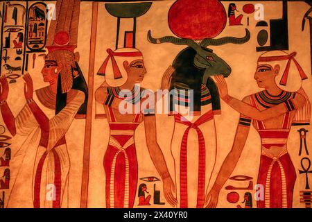 Kunstwerk im Grab von Nefertari, Tal der Königinnen, in der Nähe von Luxor, Ägypten; Luxor, Ägypten Stockfoto