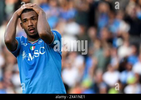 Juan Jesus vom SSC Napoli reagierte während des Fußballspiels der Serie A zwischen dem SSC Napoli und AS Roma im Diego Armando Maradona Stadion in Neapel (Italien) am 28. April 2024. Stockfoto